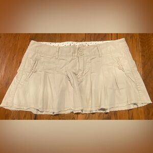 NWT Y2K Hollister Pleated Khaki Skirt-Juniors Size 9